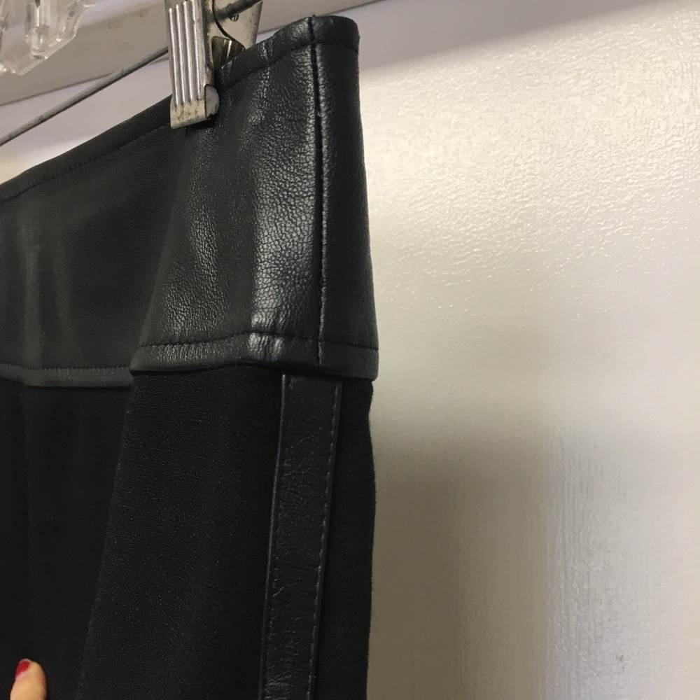 Dolce & Gabbana Skirt w Leather Trim - Picture 3 of 13